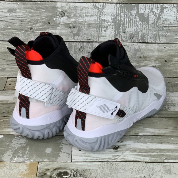 JORDAN Proto React Z  White/Bright Crimson-Black  CI3794-100 - Picture 6 of 10